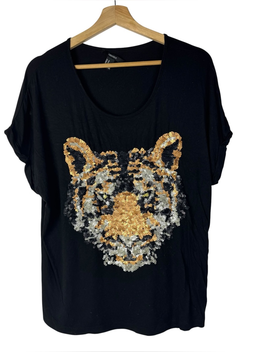 Forever 21 Black Sequin Tiger Scoop Neck Short Sleeve T-Shirt M